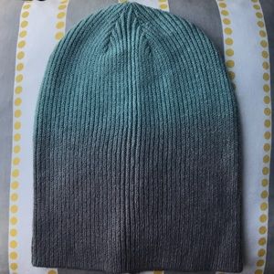 Trendy two toned beanie